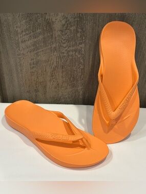 Archies Arch Support Flip Flops Orthotic Thong Sandals Women’s US Size 7 Orange